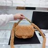 حمل حقيبة مصمم الحقائب حقيبة يد كروس بودي المحافظ حقيبة من الفرو pochette sacoche مخلب حامل بطاقات عادي حقائب اليد أزياء النساء مزاجه عيد الميلاد العصرية 4 ألوان