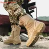 2023 Botas militares para hombres Botas especiales verdes Zapatos para hombres Trabajo Fuerza especial Ejército Motocycle calzado Tamaño 47