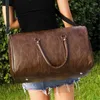 Duffelväskor Travel Bag Stor kapacitet Vattentät bagage Portabel Sport Weekend Business Duffle Soft Leather Resväska