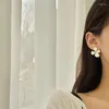 Backs Earrings Temperament Lily Of Flower Ear Clips Trendy Simple Metallic White Petal Clip On No Piercing For Female