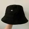 Designer Jacquem Cappelli per cappelli da secchio per donna uomo le Bob Gadjo Cappelli a colori solidi Lettera di metallo Cappello a bordo
