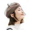 Berets japoński w stylu dama elegancka, chuszająca twarz dyniowa beret zima koreańska wysokiej jakości vintage w kratę czapka malarza