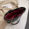 Handbag Bags chain messenger embroidered thread bucket for women factory wholesale 70% off