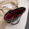 Bolsas de bolsas de bolsa Bucket Border bordado para mulheres por atacado de f￡brica 70% de desconto