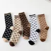 Chaussettes de créateur femme homme marque chaussette lettre impression femmes Calcetines 5 pièces/boîte 976