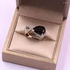 Cluster Rings Fashion Twist Infinity Crystal for Women Modern Jewel Water Drop Black Zircon Stone Wedding Gift Z4M305