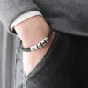 Bracelets à breloques Gravure personnalisée Noms de famille Bracelets Bracelet à breloques en perles en acier inoxydable Bracelet à fermoir magnétique en cuir véritable Cadeau 221026