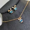 Серьги ожерелья устанавливают модный кулон животных, приготовленные из австрийского кристалла для женского дизайна моды дизайн ювелирных украшений