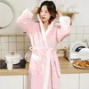 Women's Sleepwear Winter Kimono Robe Gown With Pocket Flannel Autumn Warm Bathrobe Soft Loungewear Casual Women Plush Comfy Lingerie