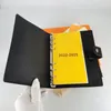 كلاسيكي مصمم العلامة التجارية Notebook Bag Bag Business Leather Cover Notepad6173584