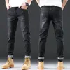 2022 Nowe jeansy jeansowe spodnie zimowe spodnie męskie spodnie rozciągają bliskie dopasowane dżinsy bawełniane spodnie myte proste biznesowe biznes