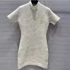 Abiti casual da donna in rilievo 3D Lettera in rilievo Designer Abito da donna Due pezzi Canotta in maglia Gonna V0wA #