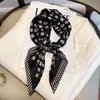 scarf designer scarf Mulberry Silk Scarfs for Women Lightweight Square Satin Head Wrap Medium Headband Shawl twilly Character Lett6624332