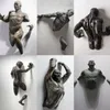Objets décoratifs Figurines 3D à travers le mur Figure Sculpture Résine Galvanoplastie Imitation Cuivre Abstrait Salon Décoration el Intérieur Décor À La Maison 221026