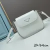 Sacs de luxe PA Sacs Bobby Cleo Sac à bandoulière en cuir brillant Logo Doublure en nylon avec poche plaquée Sac à bandoulière pour femme