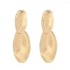 Backs oorbellen Big Oval Metal Ear Clip For Women Designer Accessories Wedding Party Holiday Statement