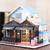 IIE CREATE DOLL HOUSE DIY Деревянный кукольный домик магазин кофейня Три слоя с спальнями миниатюрные мебельные игрушки для девушки Y200317285A