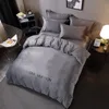 Fronha de fronha de designer de luxo conjuntos de edredons de letras estampados terno quente de lã 4 pçs/conjunto de têxteis de cama para casa tamanho queen