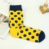 Calcetines para hombres 6 pares Mujeres Hombres Calcetín Casual Patrón de lunares Feliz Excelente Calidad Peinado Punto de onda de algodón Vender Meias largas