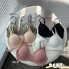 Sezione sottile di Naked Bras Feeling Jell-o no mark lingerie le donne mostrano il seno prendi il vizio espansione del seno traspirante piccolo seno vicino al reggiseno delle donne