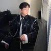 Kurtki męskie 2022 Spring Koreańskie trendy mody pu skórzane patchwork błyszczące krótka kurtka w stylu motocyklowym czarne eleganckie ubrania