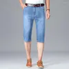 Jeans masculinos Summer Men Stretch curto curto negócio casual azul de perna reta de algodão calça calf-comprimento