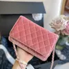 Französische Frauen VeloR WOC Wallet Wedelbeutel mit silbernen Metallketten Crossbody Schulterpreis Multi -Pochette -Kartenhalter Rückenbeutel Desi 280s