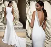 Enkel sjöjungfrun bröllopsklänning Satin Applicies Pärlor 2023 Backless For Women Plain Beach Bridal Gown Sweep Train Vestido de Novia