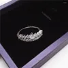 Anneaux de mariage Micro-instructions Crystal Rose Gold Crown Ring haut de gamme atmosphérique Female Jewelry Engagement