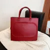 2022 Designer Fashion Ladies Hand Sac en relief de grande capacité à une épaule Vendre de couleur Tote253Z