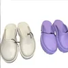 2022 Luxurys Terlik Tasarımcıları Sandalet Slaytlar Daireler Flip Flops Beach Clogs Classic Floral Brocade Deri Kauçuk Platform Dişli Dipleri Erkekler İçin