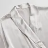 Pigiameria da uomo Ricamato Morbido Raso di seta di alta qualità Kimono Robe Pigiama reale Manica lunga per uomo Copri abiti leggeri