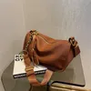 Bolsas de noite Inverno Bucket Bucket Crossbody Sling Saco para mulheres 2022 Trend Design Ploth Ploth Zipper ombro de bolsas laterais