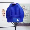 Bonnet / Skull Caps Street Fashion Designer Beanie Nouvelles Femmes Chapeaux Hommes Bonnets D'hiver Bonnet Tricoté Chapeau Unisexe Lettres Casquette Occasionnelle Chaud Nice G2210282F