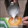 Stencil per caffè 600ml Latte Caffè Schiuma Brocca Tazza Cucina Fiore Craft Con termometro Pl Brocca in acciaio inossidabile 220509 Drop Deliv Dhlvu