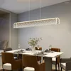 Lampade a sospensione Lampadario per sala da pranzo Semplice personalità moderna Creativo Led Nordic Long Bar Table Lampada a sospensione Apparecchio di illuminazione