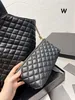 Icare Maxi Sac Designer Sac Femme Fourre-Tout Attache Bandoulière Shopping Plage Mode Célèbre Grands Totes Épaules Sac À Main Véritable Sacs À Main Litchi avec Caviar