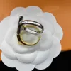 Женщины роскошь дизайнерские кольца Женщины золотые кольцо взаимодействия для невесты Love Ring Designer