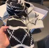 2023 Diamond -karierte Schals für Männer und Frauen mit Mänteln, um sich warm zu halten