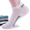 Chaussettes pour hommes 5pairslot haute qualité hommes été maille respirant coton cheville sport décontracté athlétique mince coupe courte sokken 221027