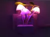 Luci notturne a fungo a LED Spina europea degli Stati Uniti Lampadina colorata romantica Lampada da comodino LED Atomsphere Illuminazione domestica Decorazione Decor regalo