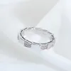 Moda Tasarımcı Yüzük Yılan Kemik Takı Kadın Band Ring Gems Titanyum Çelik 18K Elmas Erkekler Düğün Vaat Yüzük Doğum Günü Yıldönümü Hediyeler D R2SO#