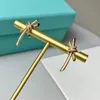 Luxury Designer Charm Earrings Butterfly Bow Knot Charm V Gold Plated Twisted Crystal Stud For Women Fashion Jewelry
