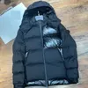 Designer Mens Down Jacket Badge Brodé Femmes Winter Jacks Warm Puffer Jackets