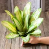 Dekorativa blommor 27/34 cm tropiska suckulenter växter konstgjorda kaktus öken träd plastiska agave lämnar verklig touch aloe falsk lövvägg