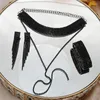 Tour de cou mousseux en forme de V strass cristal mariage boucle d'oreille collier et bracelet ensemble noir foncé