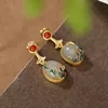 Китайский Cloisonneinlaid Inlay Hetian Белый нефритовый красный коралловый ветер Vine Ladies Кольцевые сережки для подвесной колье набор