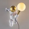 Lampes murales d'astronaute en résine