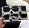 Denim Fluffy Nappa Flap Borse Womens Classic Pelliccia sintetica Argento Metallo Hardware Catena Spalla Crossbody Pluffy Purse Designer Borse di grande capacità 25 / 30CM