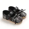 Babymeisjes Babyschoenen Peuter Kids Designer Bow Infant Klassiek Sport Antislipschoenen met zachte zool Lente Herfst